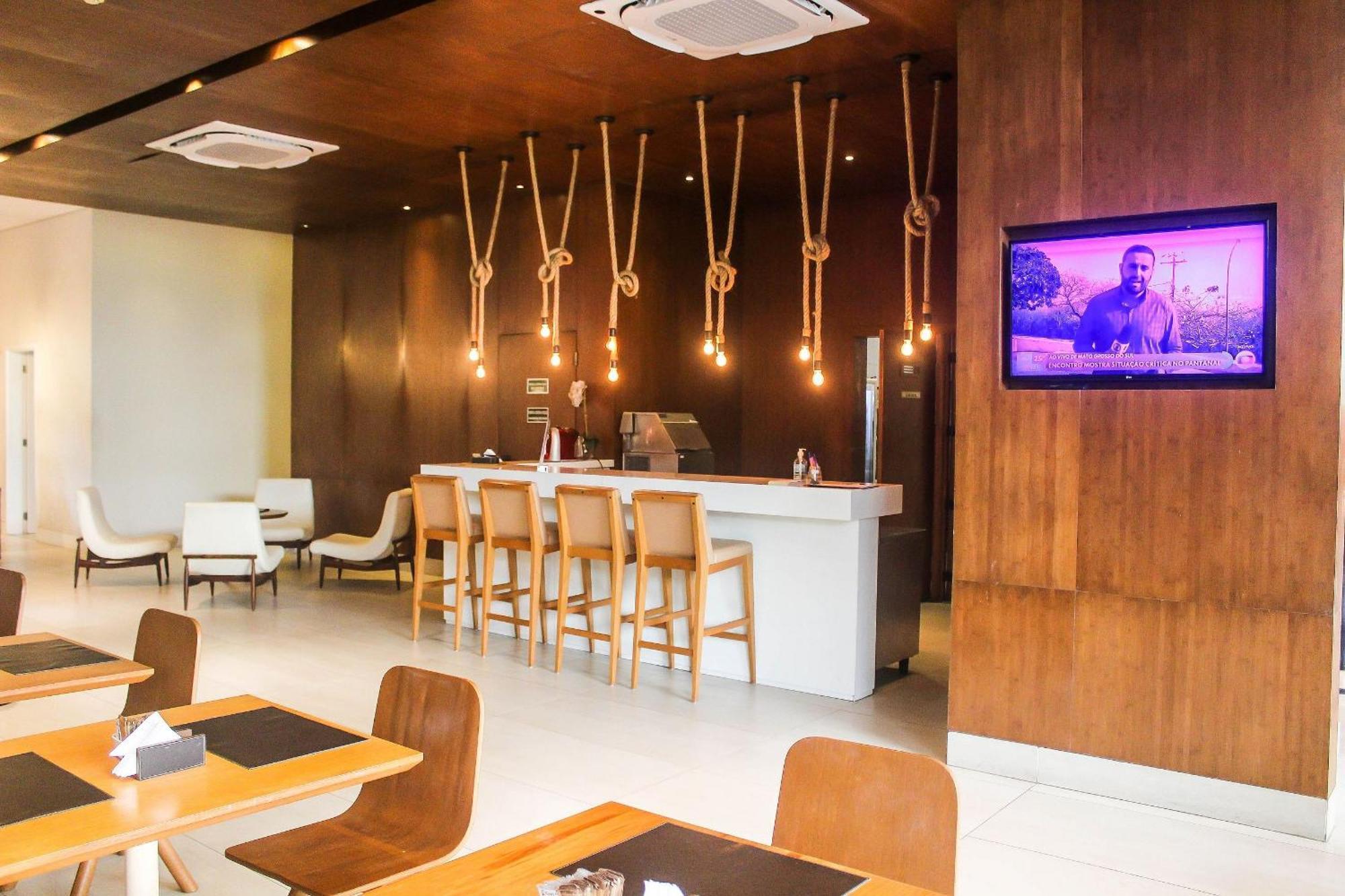 Apartamento Estanconfor Vista Mar Comgaragem Arrumacao Diaria, Ar Cond. E Cozinha Santos (Sao Paulo)