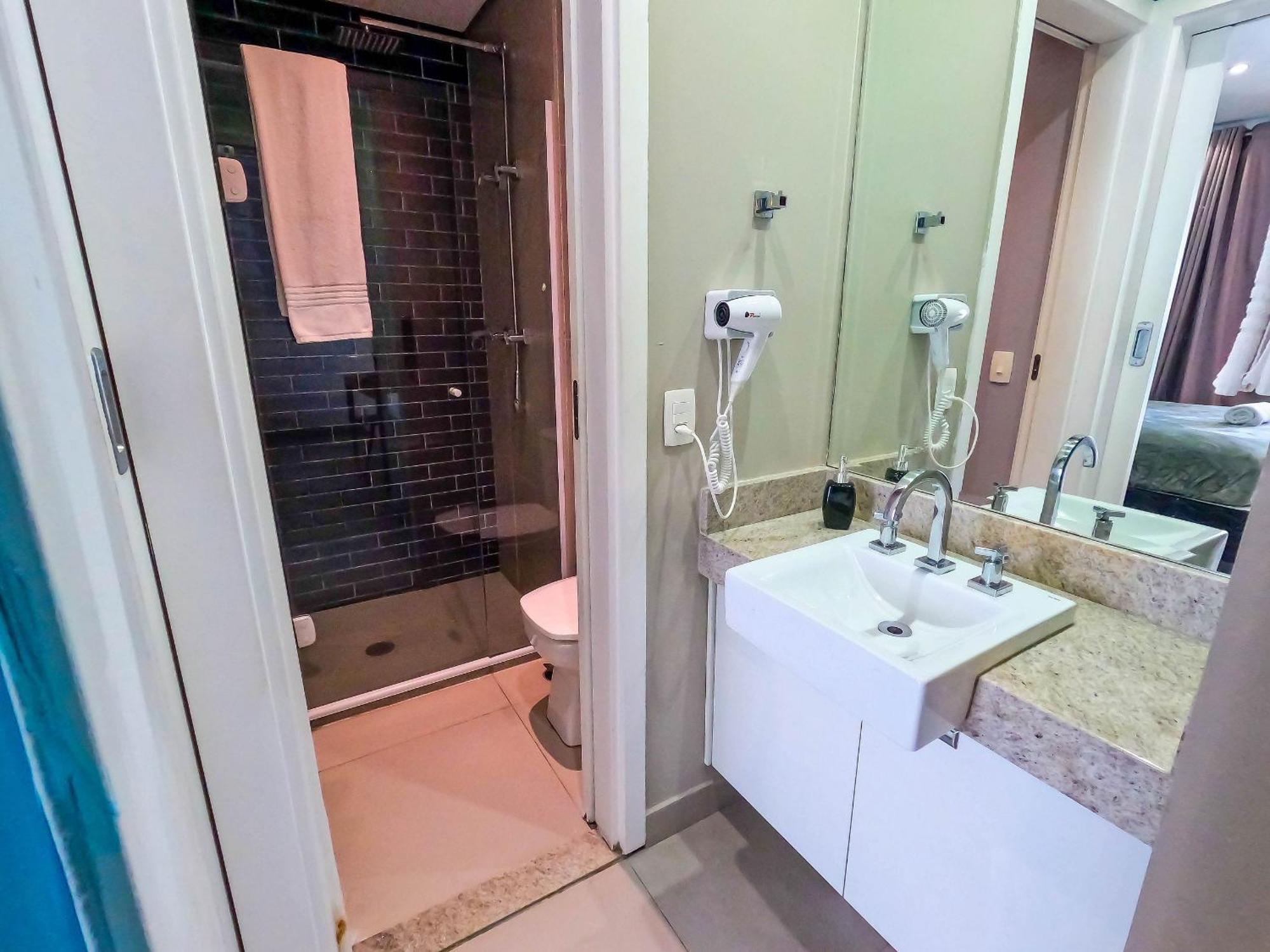 Estanconfor Vista Mar Comgaragem Arrumacao Diaria, Ar Cond. E Cozinha Apartamento *